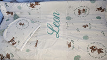 Load image into Gallery viewer, Baby blanket and pillow personalisate by embroidery
