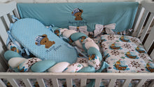 Load image into Gallery viewer, Baby bedding 120*60
100% cotton and dimple minky personalised
