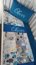 Load image into Gallery viewer, Memory quilt and pillow
140*100 personalised by embroidery

