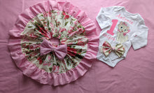 Load image into Gallery viewer, Luxury baby bedding cotton
140x70 personalised by embroidery

