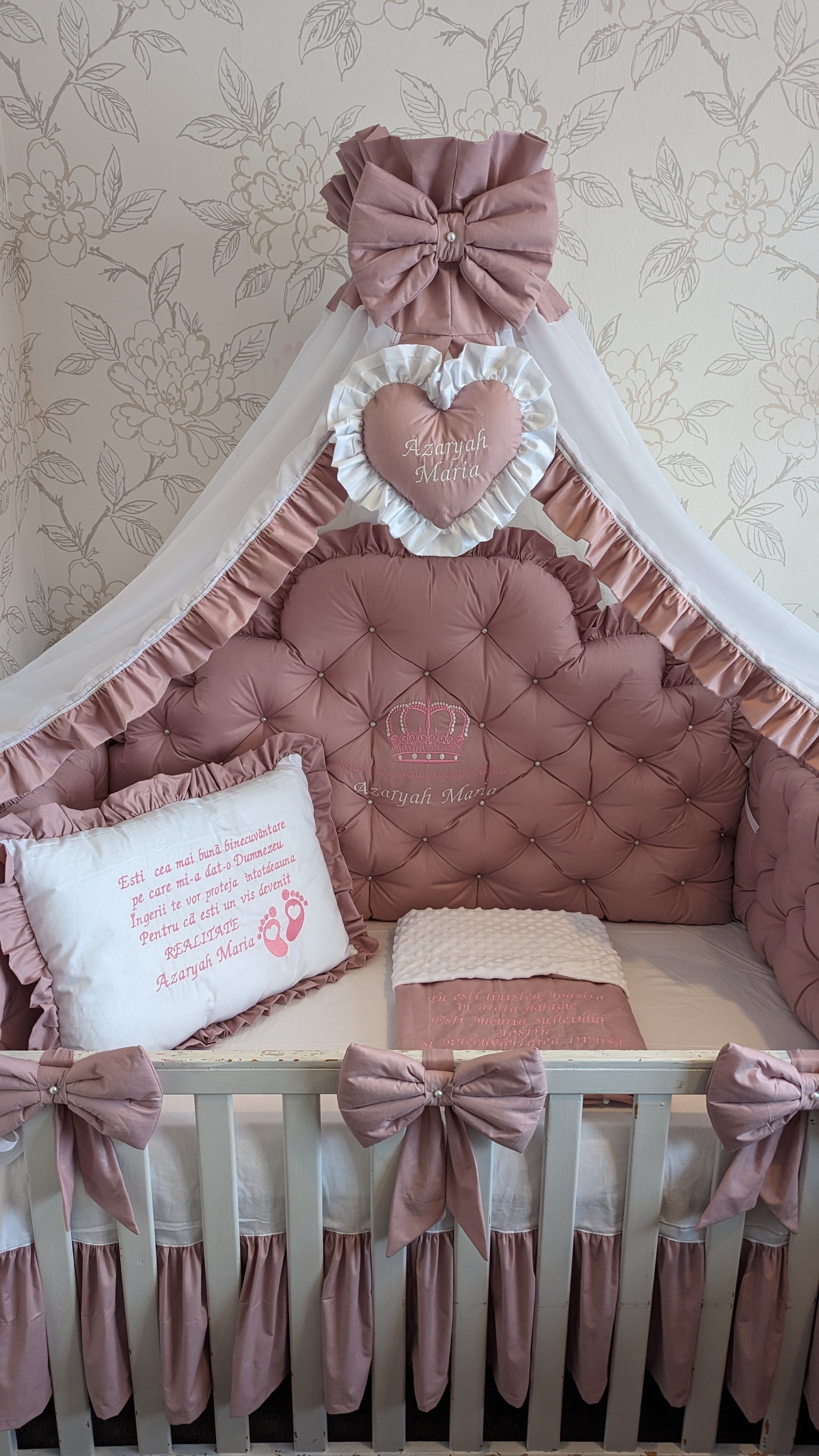 Luxury baby bedding 100% cotton
140x70 personalised by embroidery