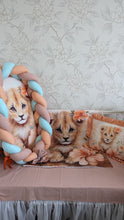Load image into Gallery viewer, Baby nest with braided bumper
Blanket and pillow
