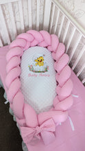 Load image into Gallery viewer, Baby nest with braided bumper
