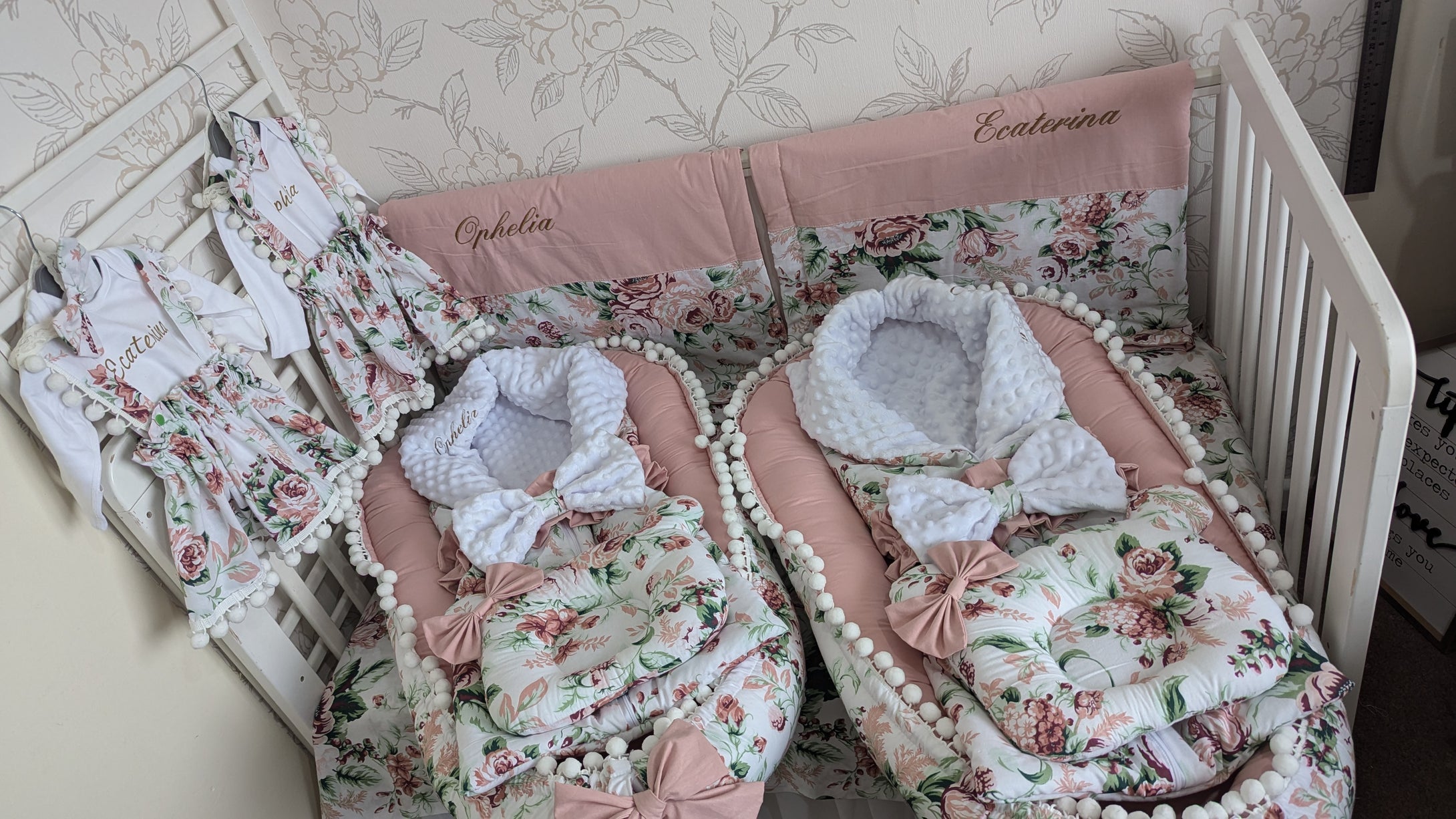 Baby twin set