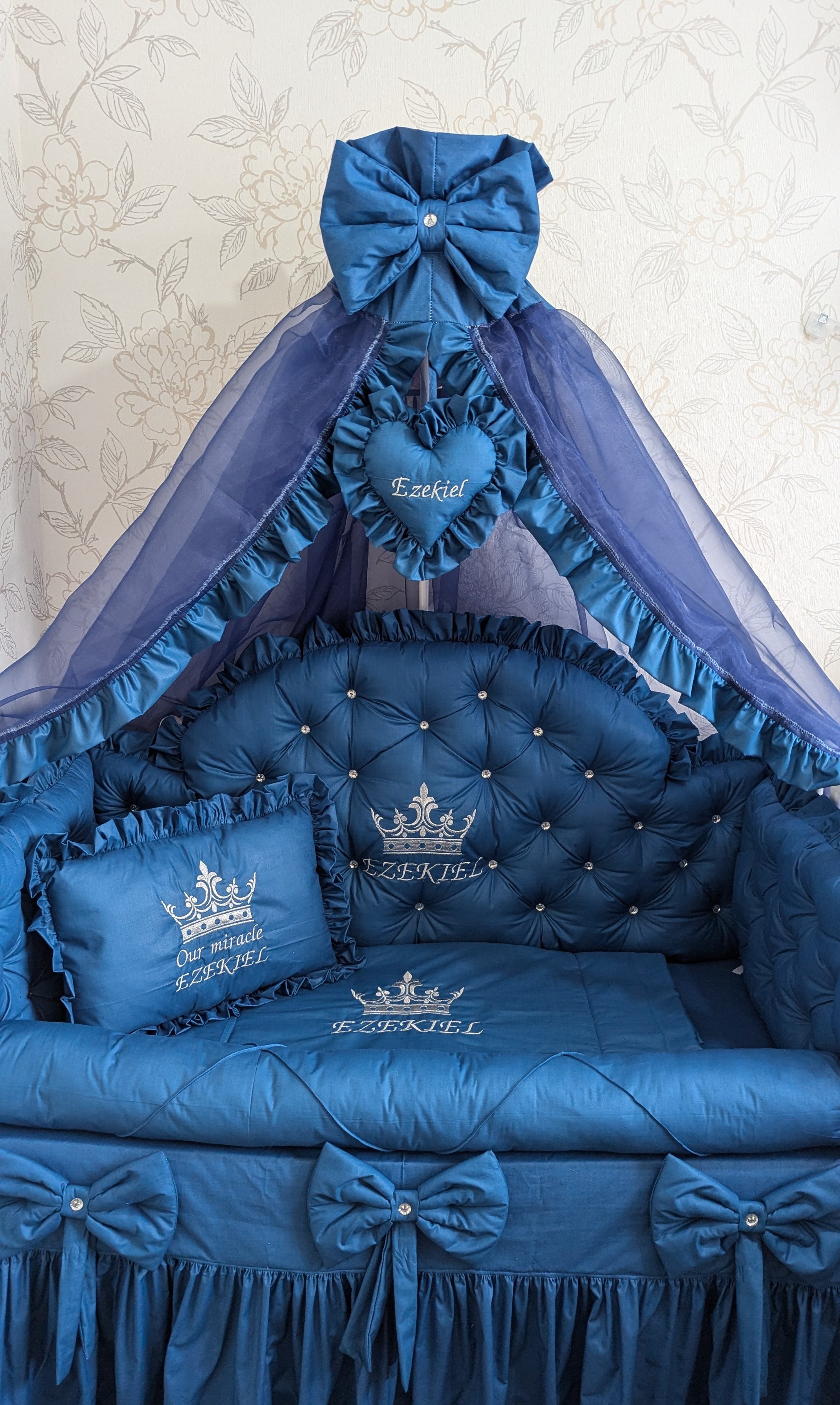 Luxury baby bedding 120x60 personalised by embroidery
