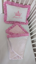 Load image into Gallery viewer, Blanket and pillow 
100% cotton and dimple minky
Personalised by embroidery
