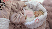 Load image into Gallery viewer, Luxury baby bedding velvet and cotton 

 120*60 personalised by embroidery
