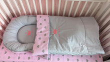 Load image into Gallery viewer, Baby nest and blanket
