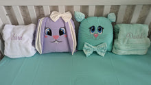 Load image into Gallery viewer, Bathrobe for kids personalised by embroidery
✅ 2 Pillows personalised by embroidery
