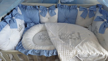 Load image into Gallery viewer, Baby nest, Blanket and pillow
