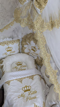 Load image into Gallery viewer, Luxury baby bedding 120*60 personalised by embroidery, 100% cotton and dimple
