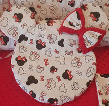 Load image into Gallery viewer, Baby pillows
