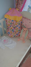 Load image into Gallery viewer, Baby blanket
