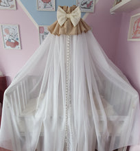Load image into Gallery viewer, Baby nest and canopy
