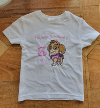 Load image into Gallery viewer, T-shirt personalised by embroidery
