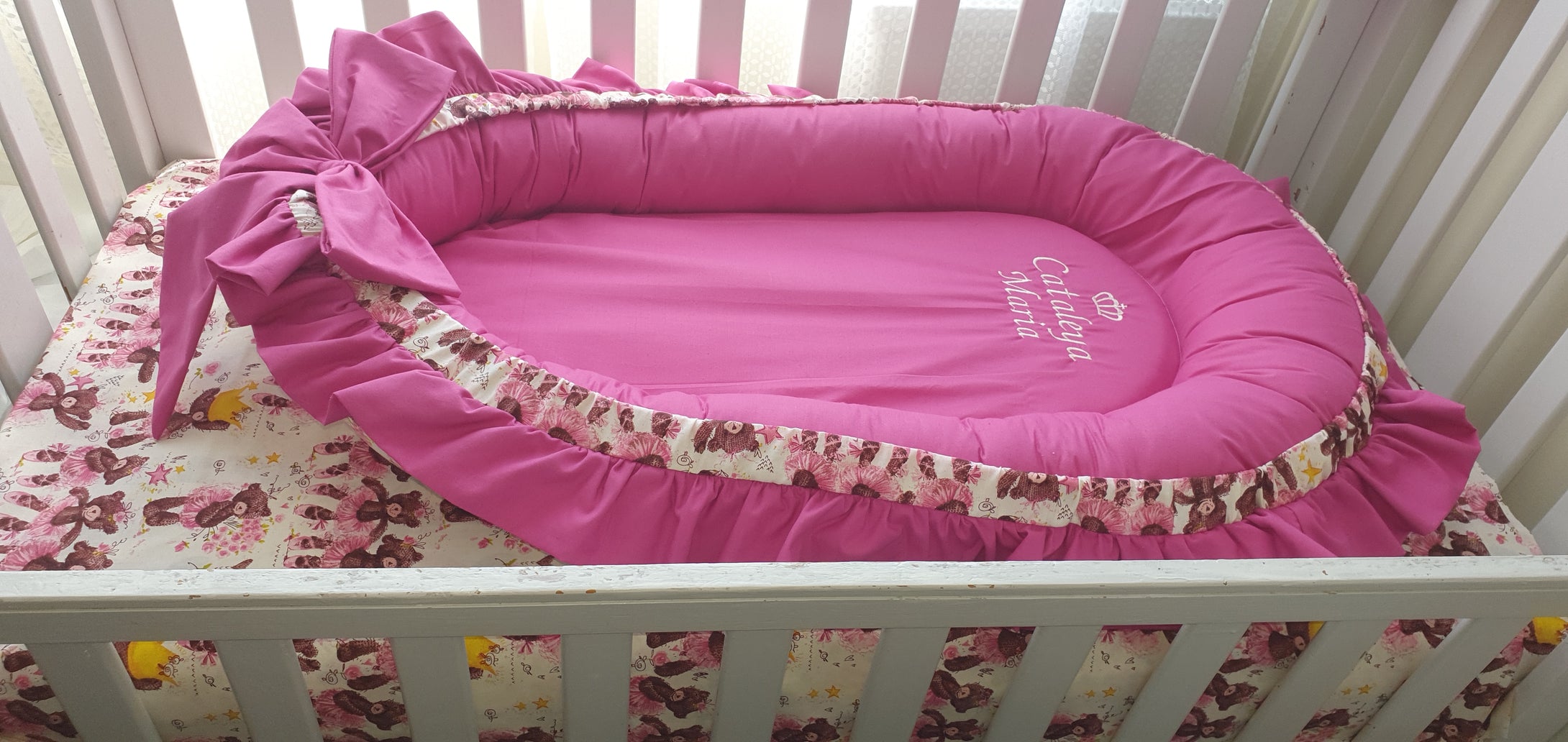 Baby nest personalised by embroidery