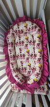 Load image into Gallery viewer, Baby nest personalised by embroidery
