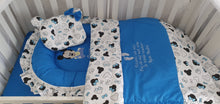 Load image into Gallery viewer, Baby nest , blanket and pillow personalised by embroidery
