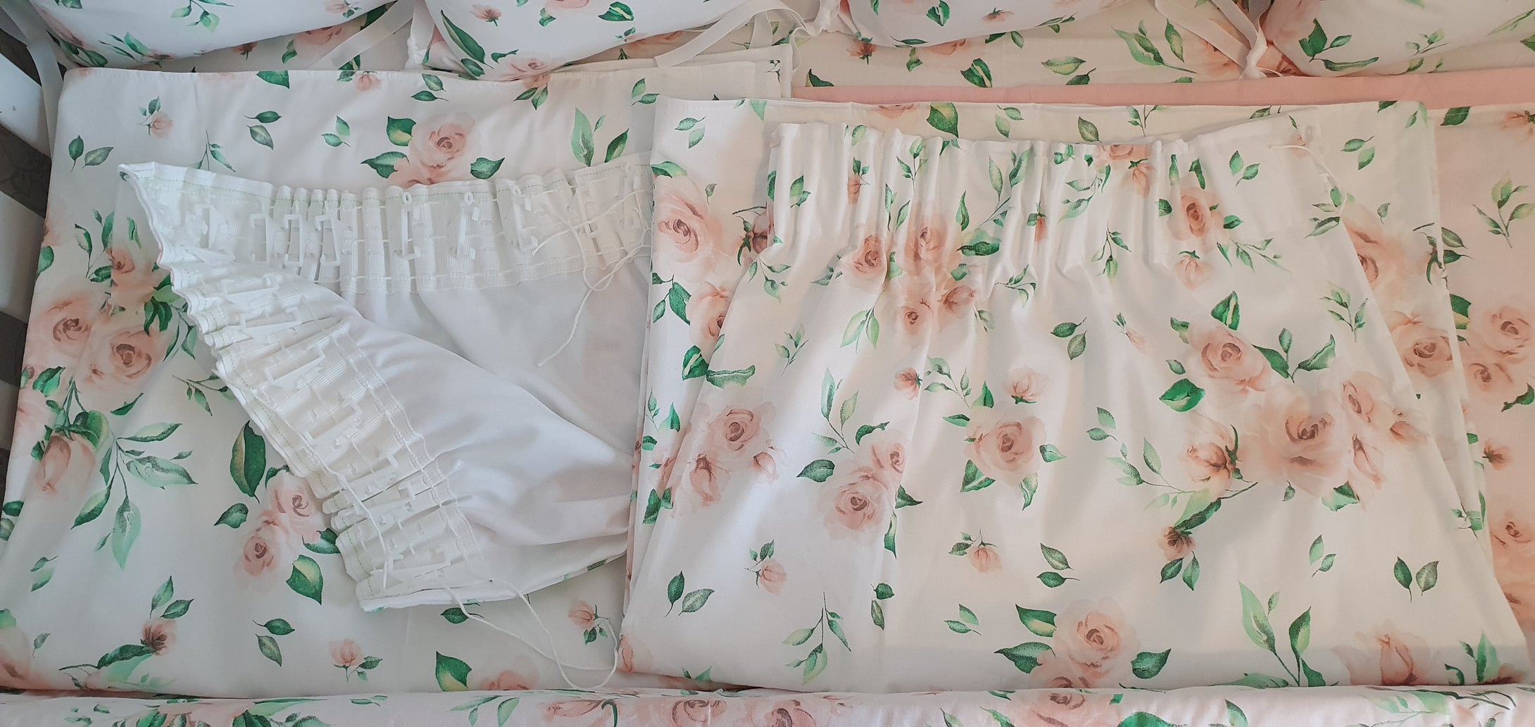 Baby beddin 140x70 and curtains