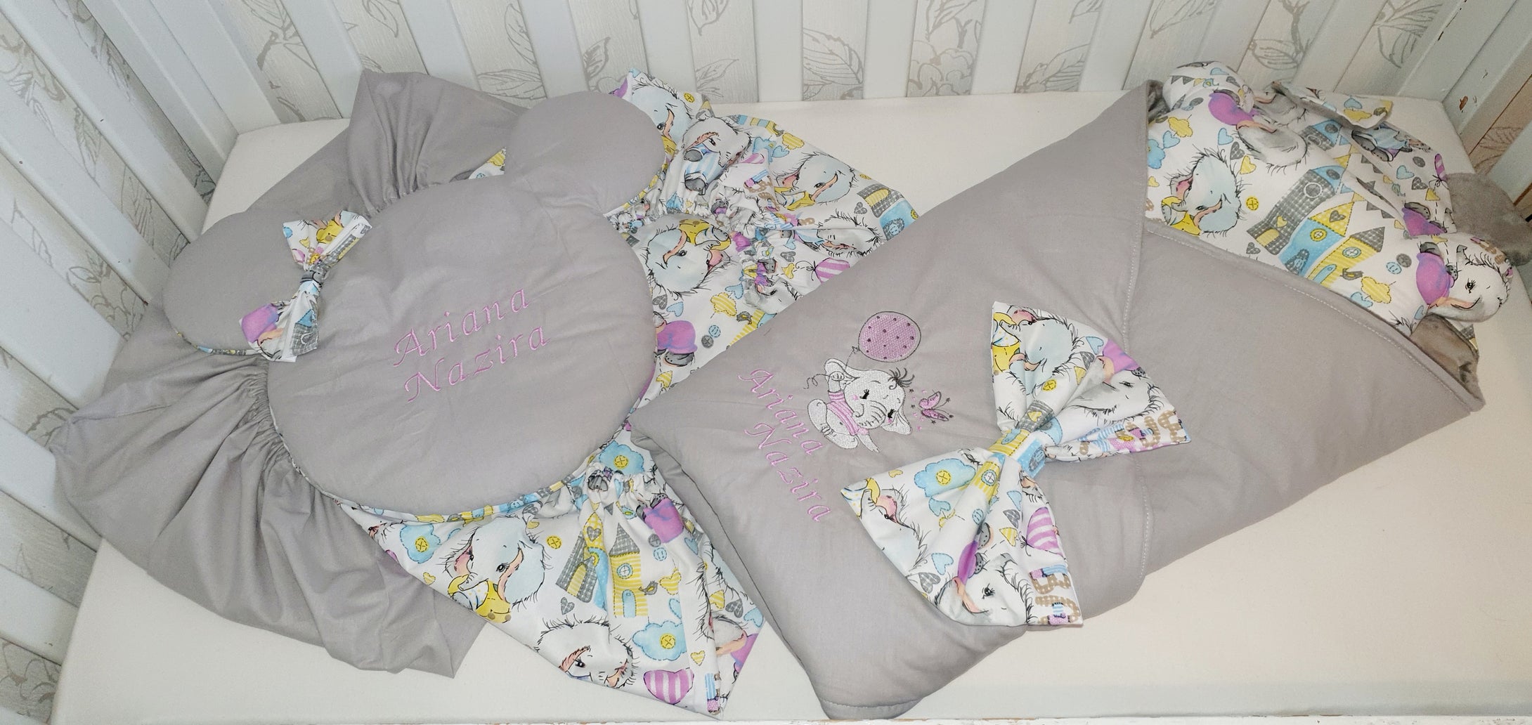 Baby blanket, Pillows and Matteres cover 

100% cotton and dimple minky personalised by embroidery
