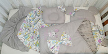 Load image into Gallery viewer, Baby blanket, Pillows and Matteres cover 

100% cotton and dimple minky personalised by embroidery
