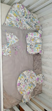 Load image into Gallery viewer, Baby blanket, Pillows and Matteres cover 

100% cotton and dimple minky personalised by embroidery
