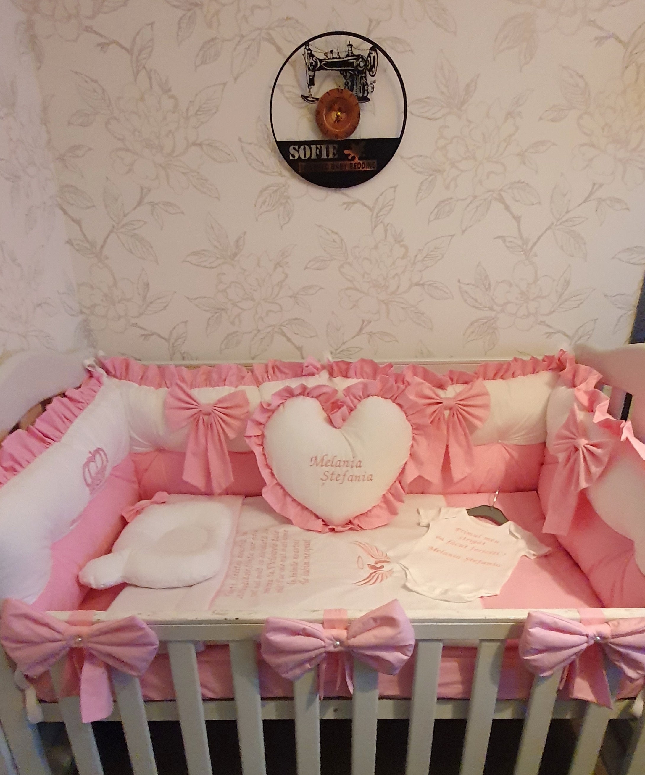 Luxury baby bedding 120x60, personalised by embroidery 