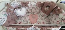 Load image into Gallery viewer, Luxury baby bedding 140x70 personalised by embroidery 

100% cotton
