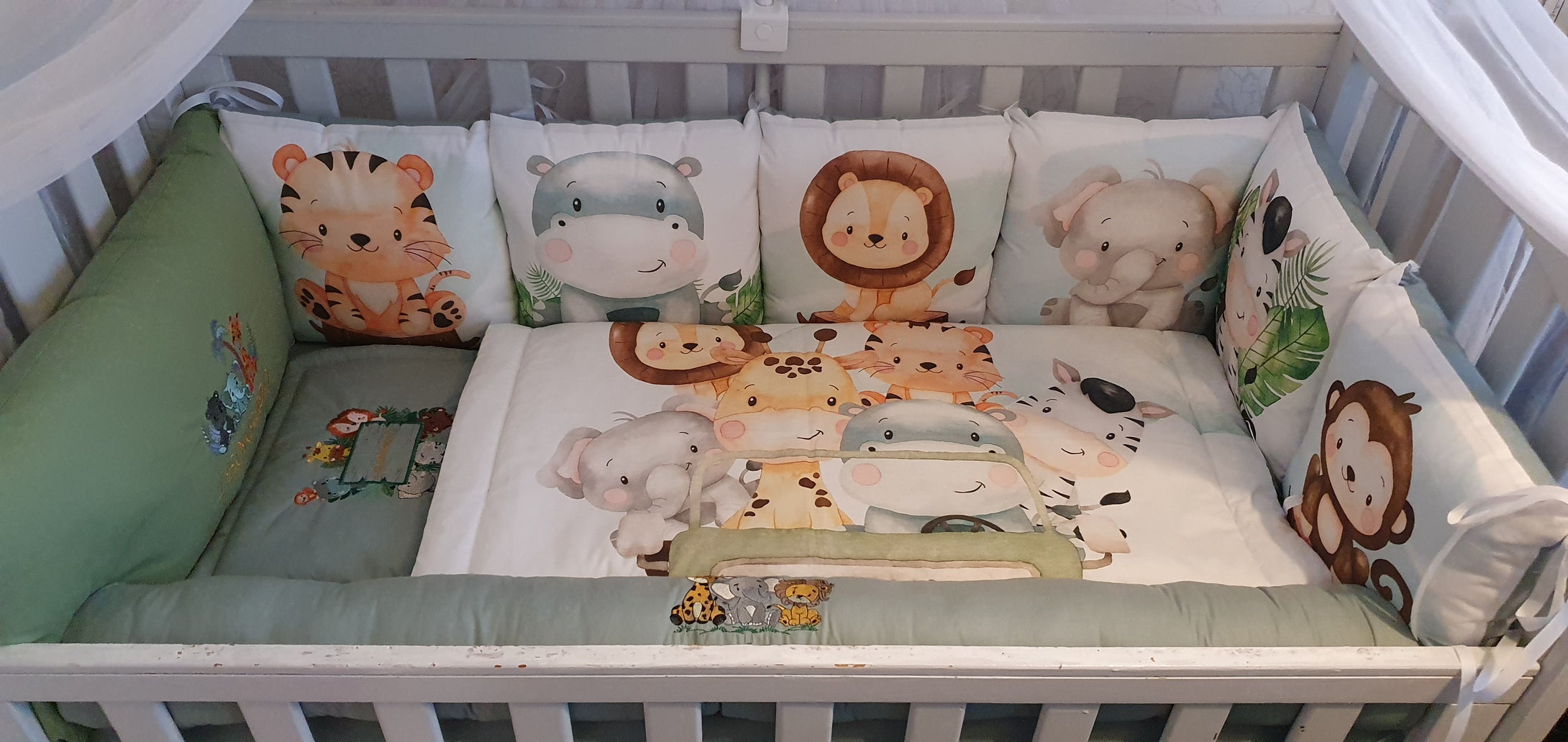 Baby bedding 120x60 personalised by embroidery